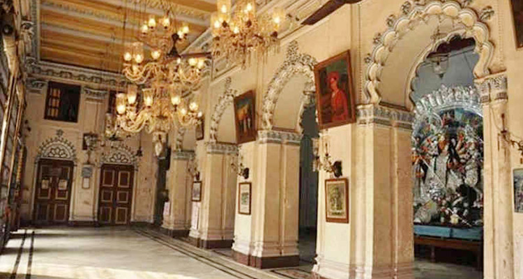 Durga Puja In Shobhabajar Rajbari: Tradition